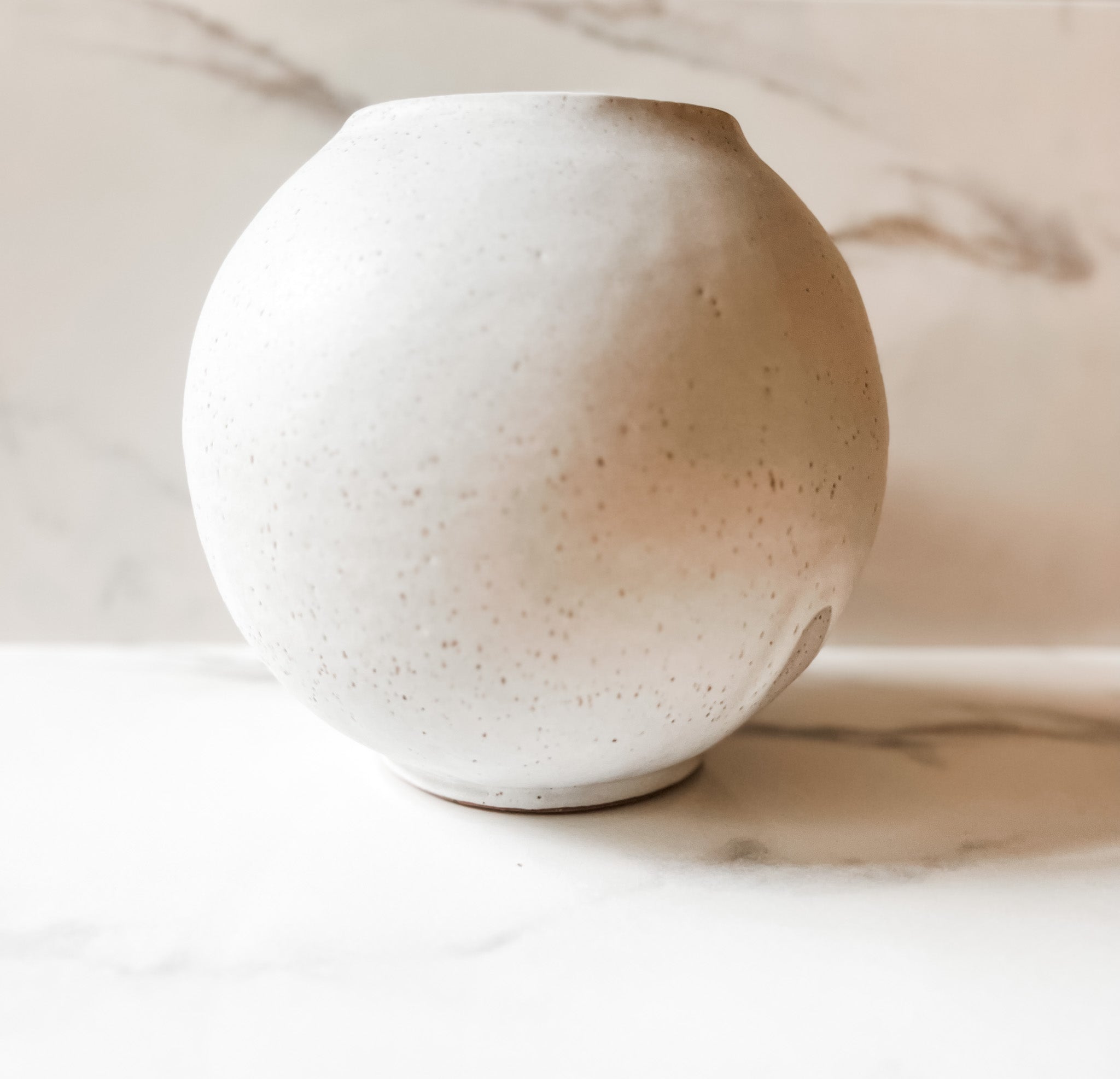 Ojai Moon Vase - The Nest Collection
